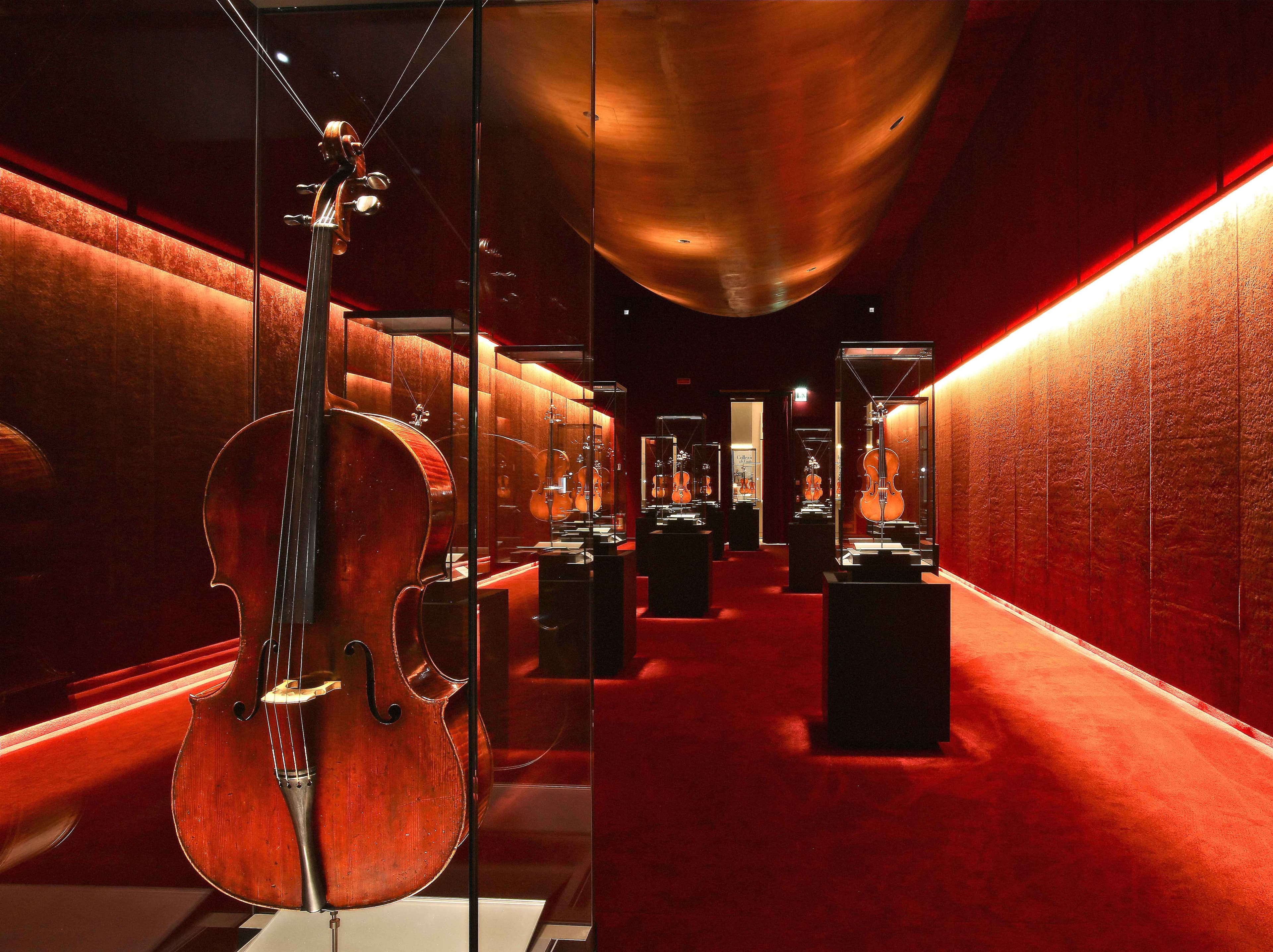 Violin Museum and Marconi Square